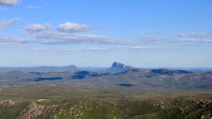 DUNE (Donner Un Nouvel Élan), c'est le coaching nature par excellence ! DUNE c'est une une semaine en rupture complète de votre quotidien, hors du temps et de l’espace, dans les Cévennes. Une semaine de coaching nature DUNE pour un retour à l'essentiel et se poser les questions essentielles !