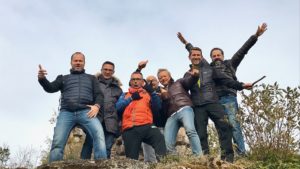 Les Responsables Commerciaux Régionaux de l'entreprise HAGER en Alsace bénéficient d'un accompagnement outdoor business coaching avec D'un pas Décidez